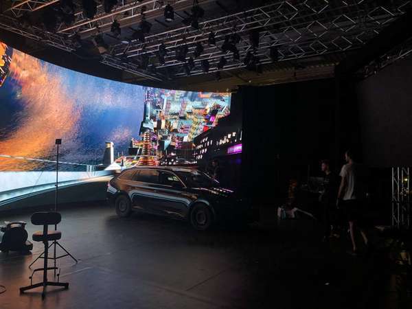 Virtual Production & In‑Camera VFX